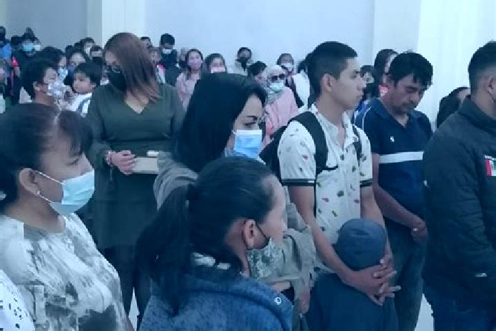 Escorts San Lorenzo Tlalmimilolpan, Mexico — Local Companions