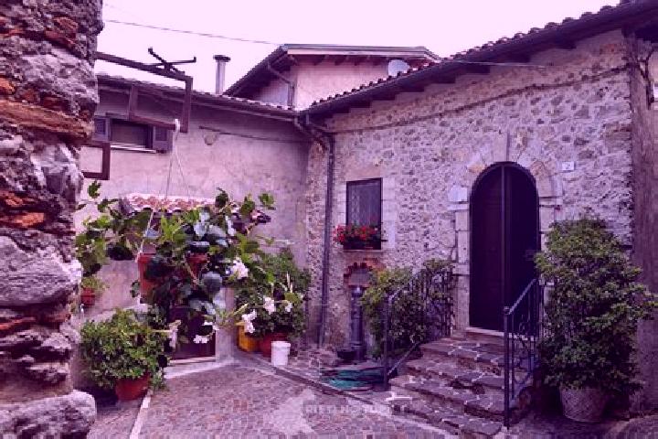 Escorts San Sabino, Italy — Local Companions