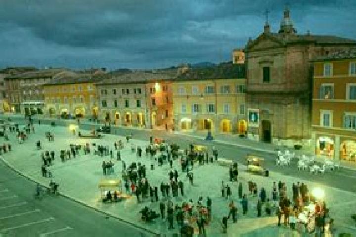 Escorts San Severino Marche, Italy — Local Companions
