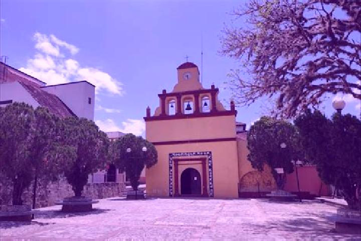 Escorts San Vicente Coatlan, Mexico — Local Companions