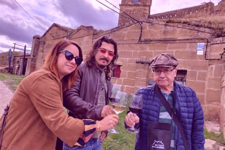 Escorts San Vicente de la Sonsierra, Spain — Local Companions