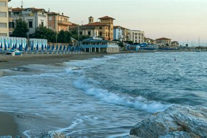 Escorts San Vincenzo a Torri, Italy — Local Companions
