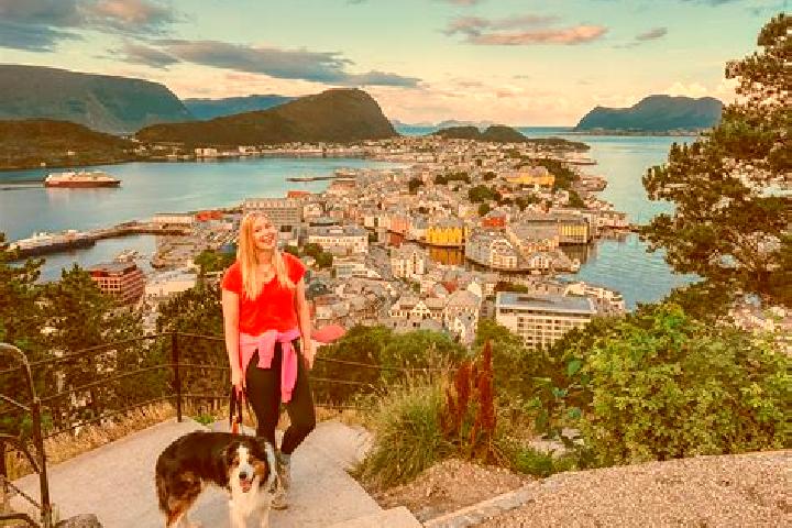 Escorts Sand, Norway — Local Companions