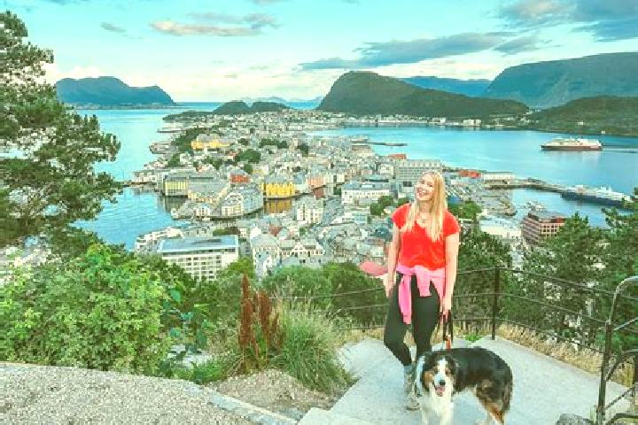 Escorts Sandsli, Norway — Local Companions