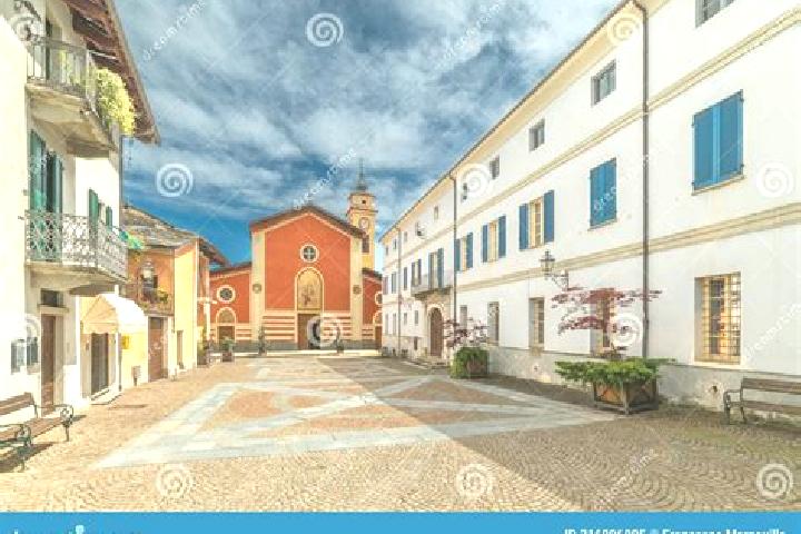 Escorts Sanfront, Italy — Local Companions