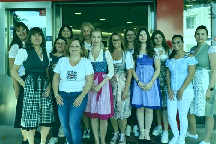 Escorts Sankt Nikolai im Soelktal, Austria — Local Companions