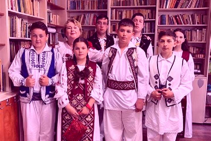Escorts Sanmihaiu Roman, Romania — Local Companions