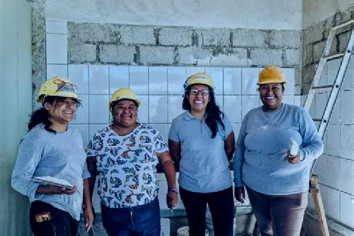 Escorts Santa Ana Necoxtla, Mexico — Local Companions