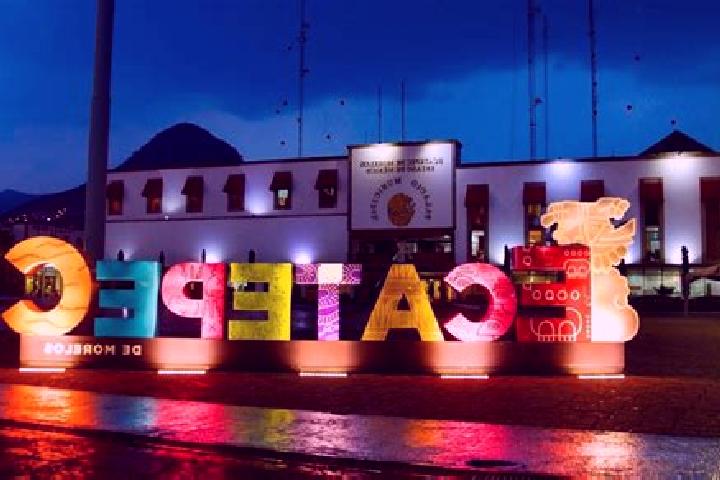 Escorts Santa Cruz Acatepec, Mexico — Local Companions