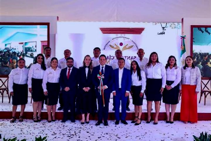 Escorts Santa Maria Velato, Mexico — Local Companions