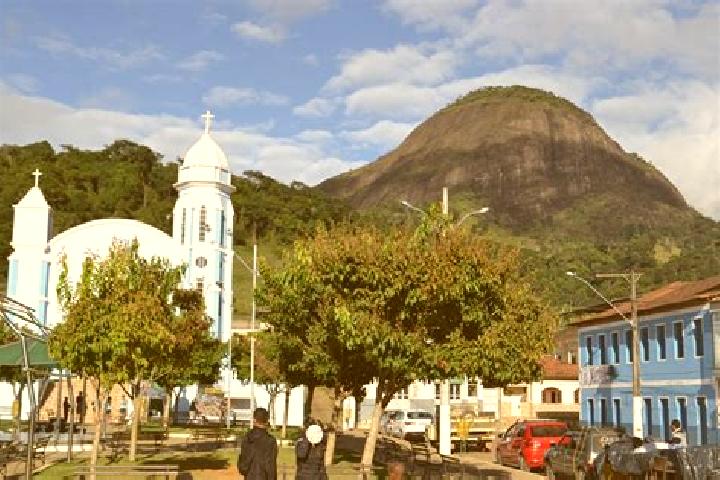 Escorts Santa Rita do Itueto, Brazil — Local Companions