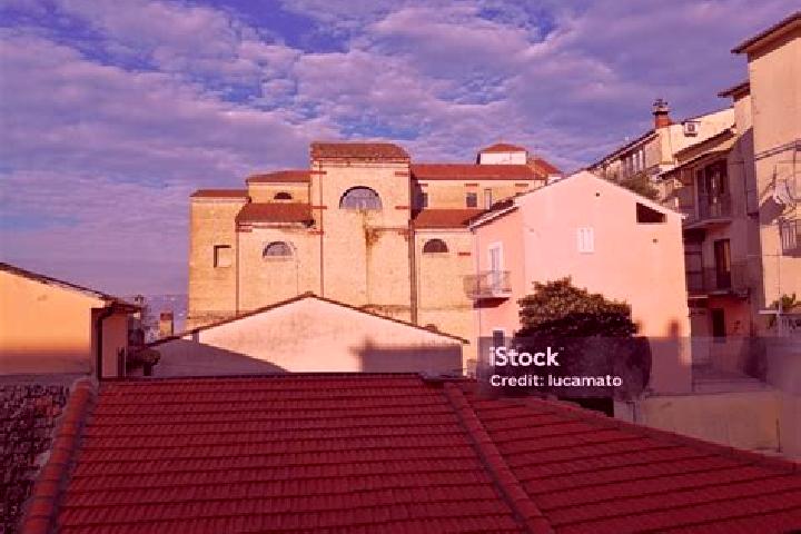 Escorts Sant Elena Irpina, Italy — Local Companions