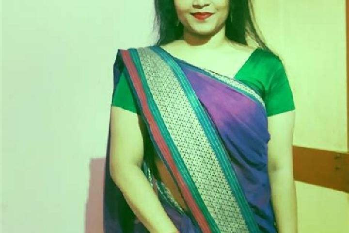 Escorts Sardarpur, India — Local Companions