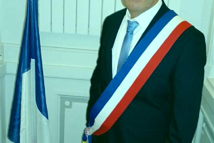 Escorts Sathonay-Village, France — Local Companions