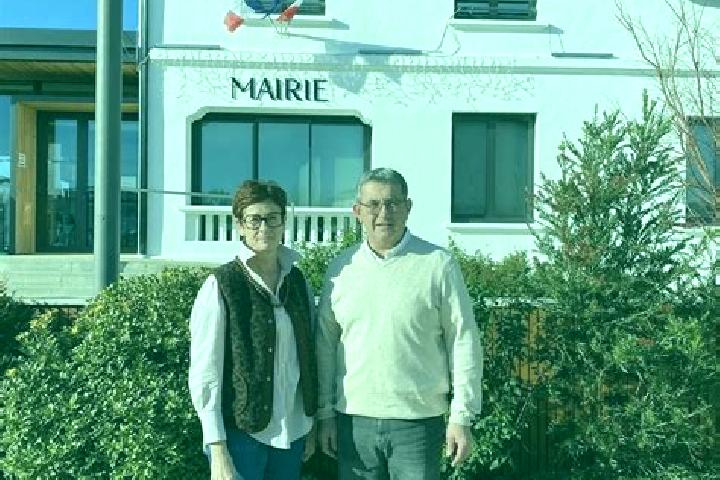 Escorts Saubrigues, France — Local Companions