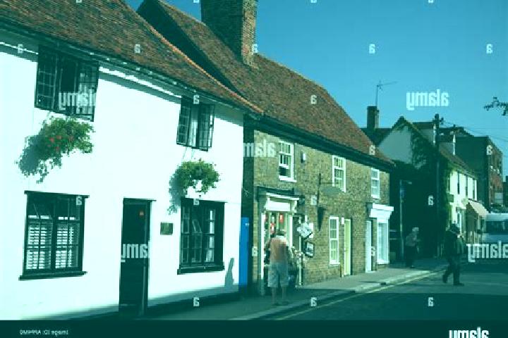 Escorts Sawbridgeworth, United Kingdom — Local Companions