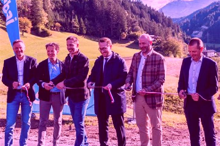 Escorts Schoenberg im Stubaital, Austria — Local Companions