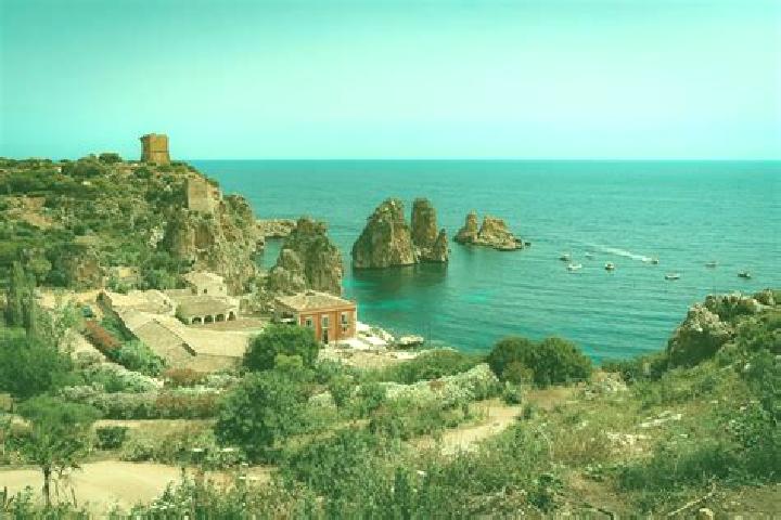 Escorts Scopello, Italy — Local Companions