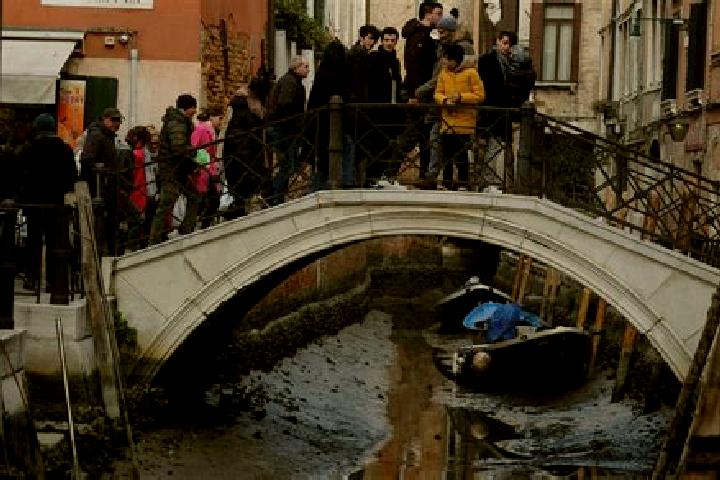 Escorts Seregno, Italy — Local Companions