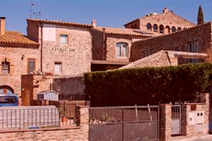 Escorts Serra de Daro, Spain — Local Companions