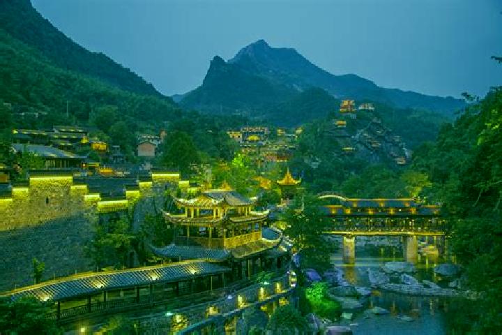 Escorts Shangrao, China — Local Companions