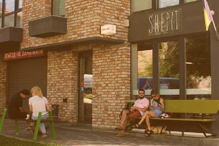 Escorts Shepit, Ukraine — Local Companions