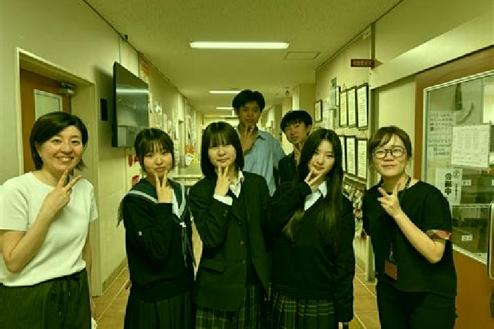 Escorts Shijonawate, Japan — Local Companions