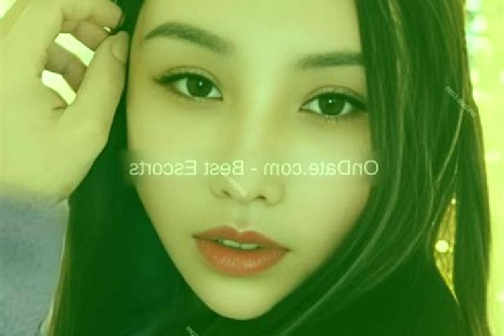 Escorts Shizikeng, China — Local Companions