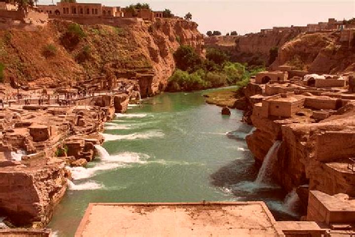 Escorts Shushtar, Iran — Local Companions