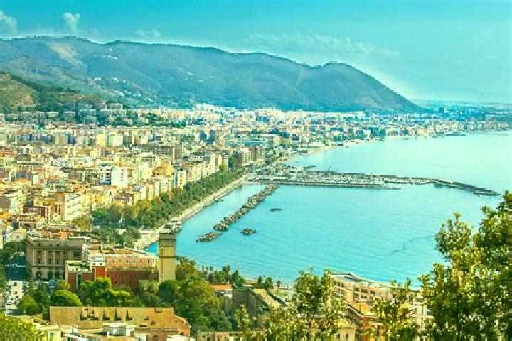 Escorts Siano, Italy — Local Companions