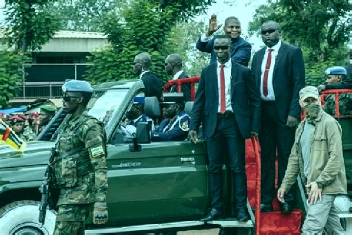 Escorts Sibut, Central African Republic — Local Companions