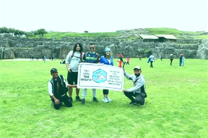 Escorts Siempre Viva, Peru — Local Companions