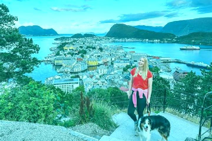 Escorts Sigerfjord, Norway — Local Companions