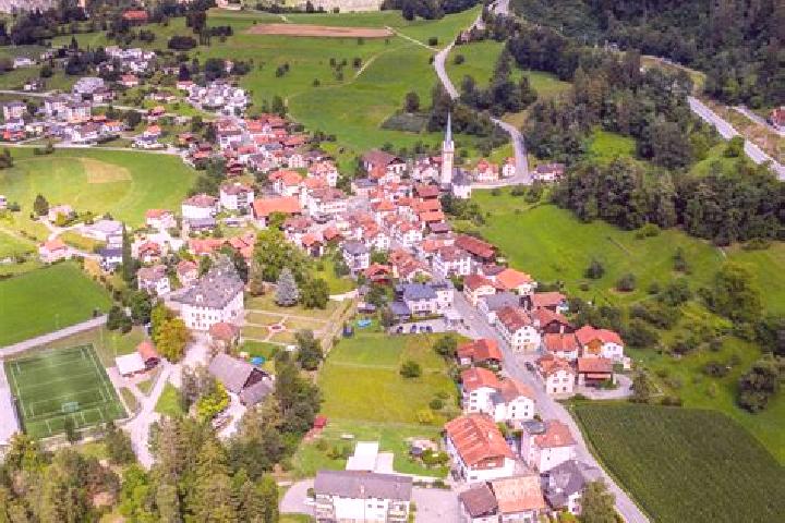 Escorts Sils im Domleschg, Switzerland — Local Companions
