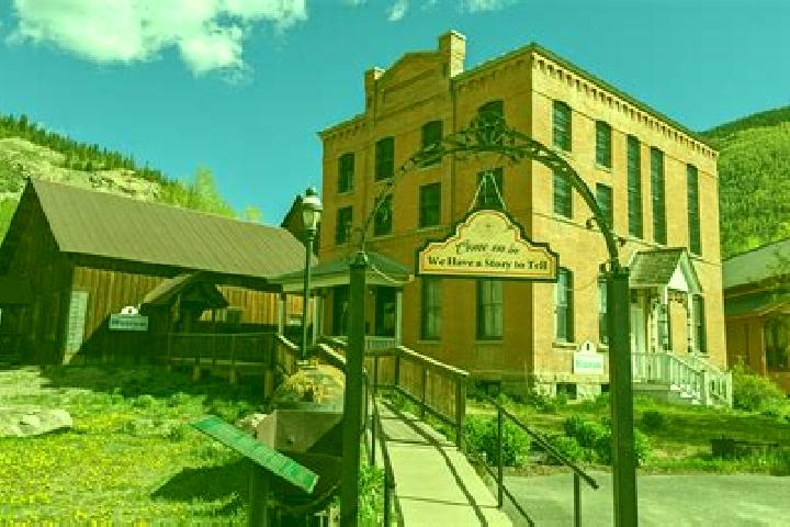 Escorts Silverton, United States — Local Companions