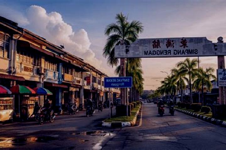 Escorts Simpang Renggam, Malaysia — Local Companions