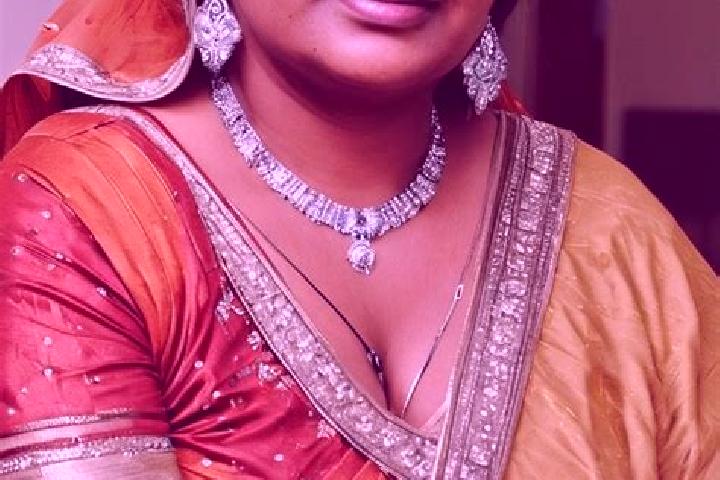 Escorts Singhesar Asthan, India — Local Companions