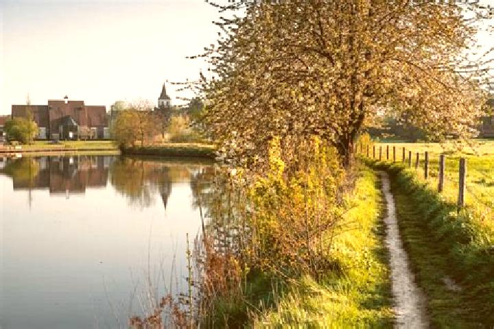 Escorts Sint-Martens-Latem, Belgium — Local Companions
