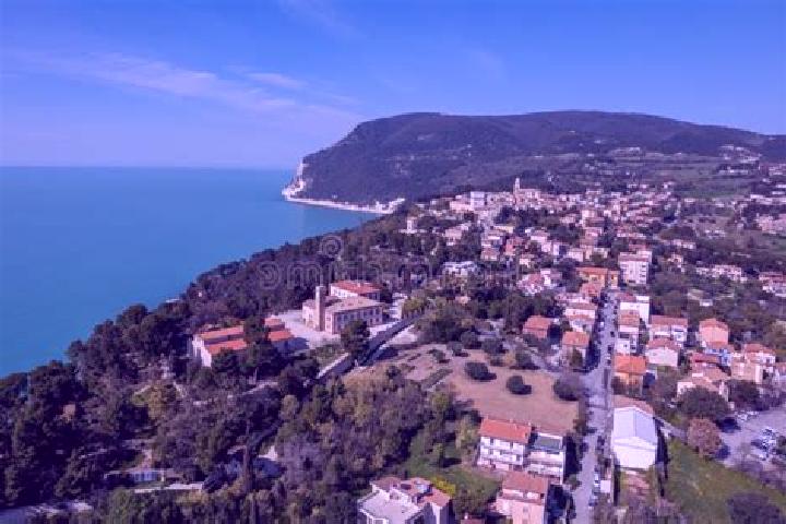 Escorts Sirolo, Italy — Local Companions