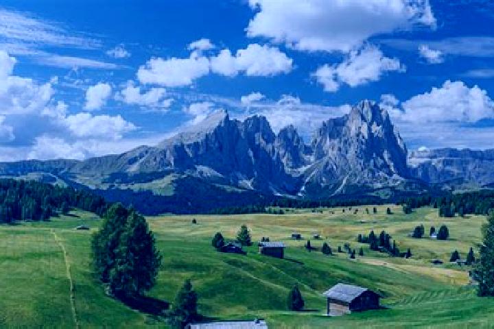 Escorts Siusi, Italy — Local Companions