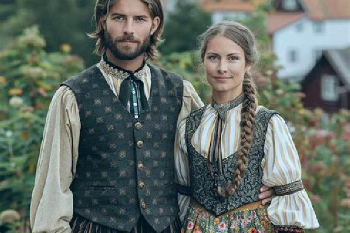 Escorts Skaerbaek, Denmark — Local Companions
