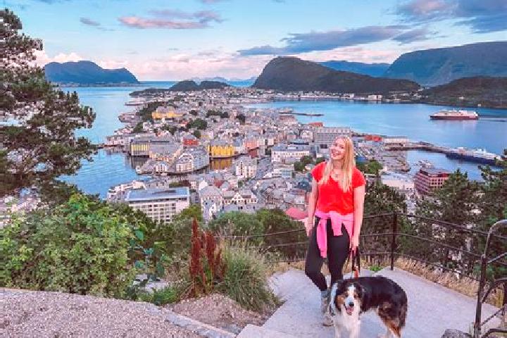 Escorts Skaun, Norway — Local Companions