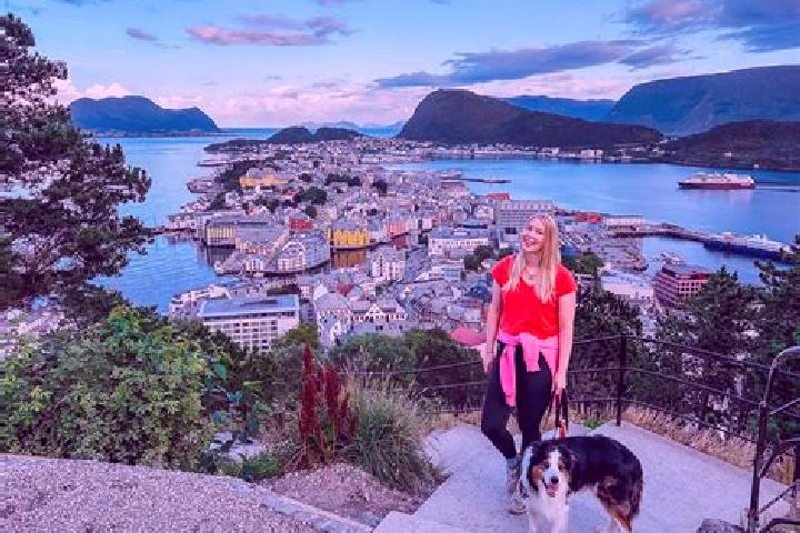 Escorts Skodje, Norway — Local Companions