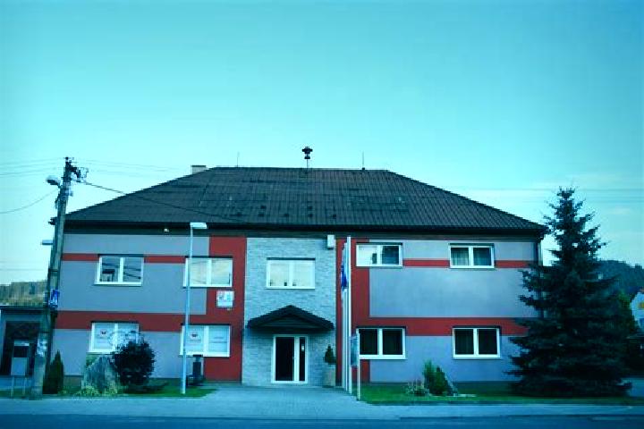 Escorts Skuhrov nad Belou, Czech Republic — Local Companions