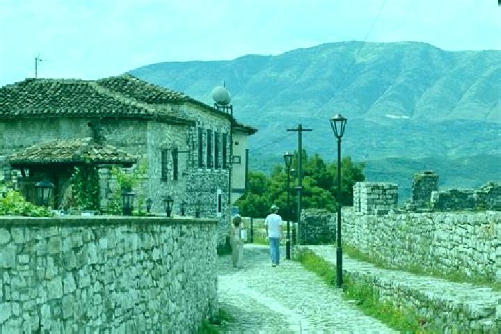 Escorts Sllove, Albania — Local Companions