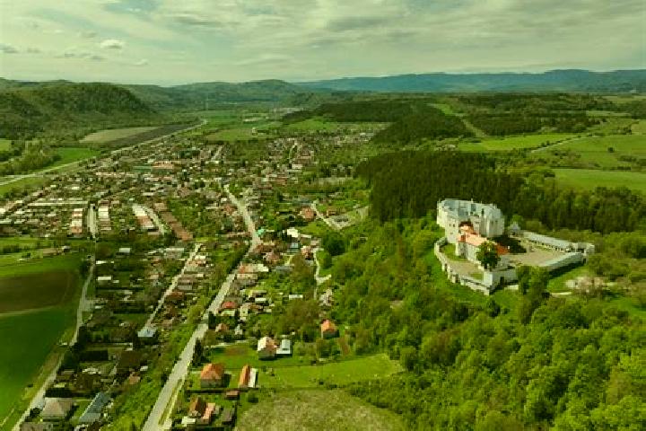 Escorts Slovenska Lupca, Slovakia — Local Companions