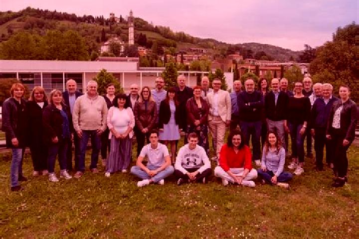 Escorts Songavazzo, Italy — Local Companions
