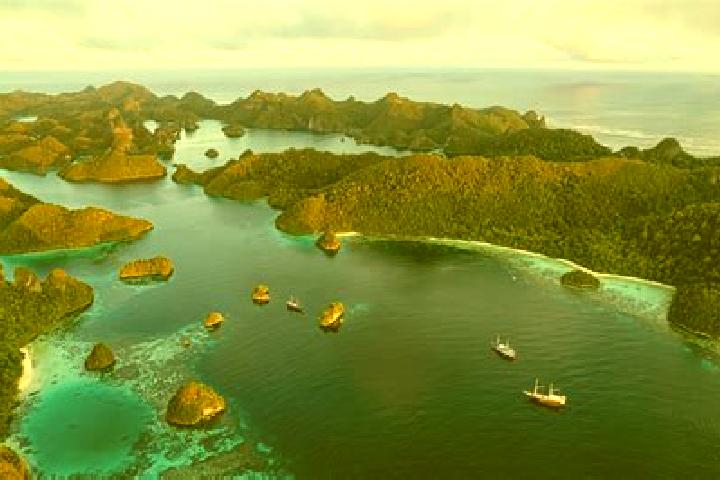 Escorts Songgon Krajan, Indonesia — Local Companions