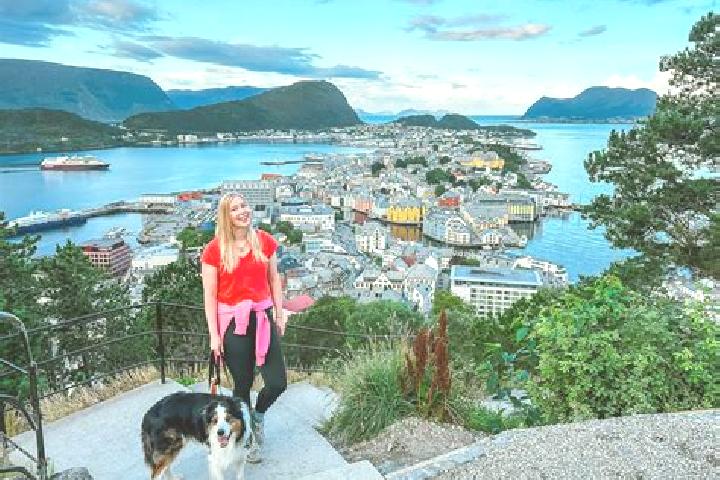 Escorts Spetalen, Norway — Local Companions