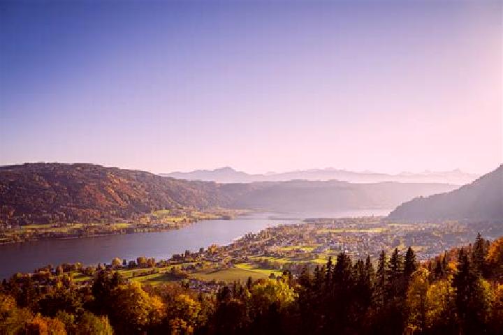 Escorts Steindorf am Ossiacher See, Austria — Local Companions